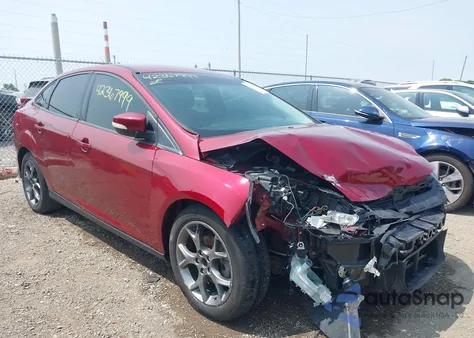 2013 Ford Focus Se z USA, uszkodzony, nr VIN 1FADP3F26DL136635